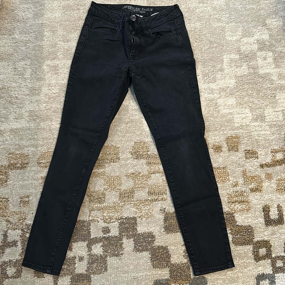 American eagle jeans
- super stretch 
- hi-rise jegging
- 6 short